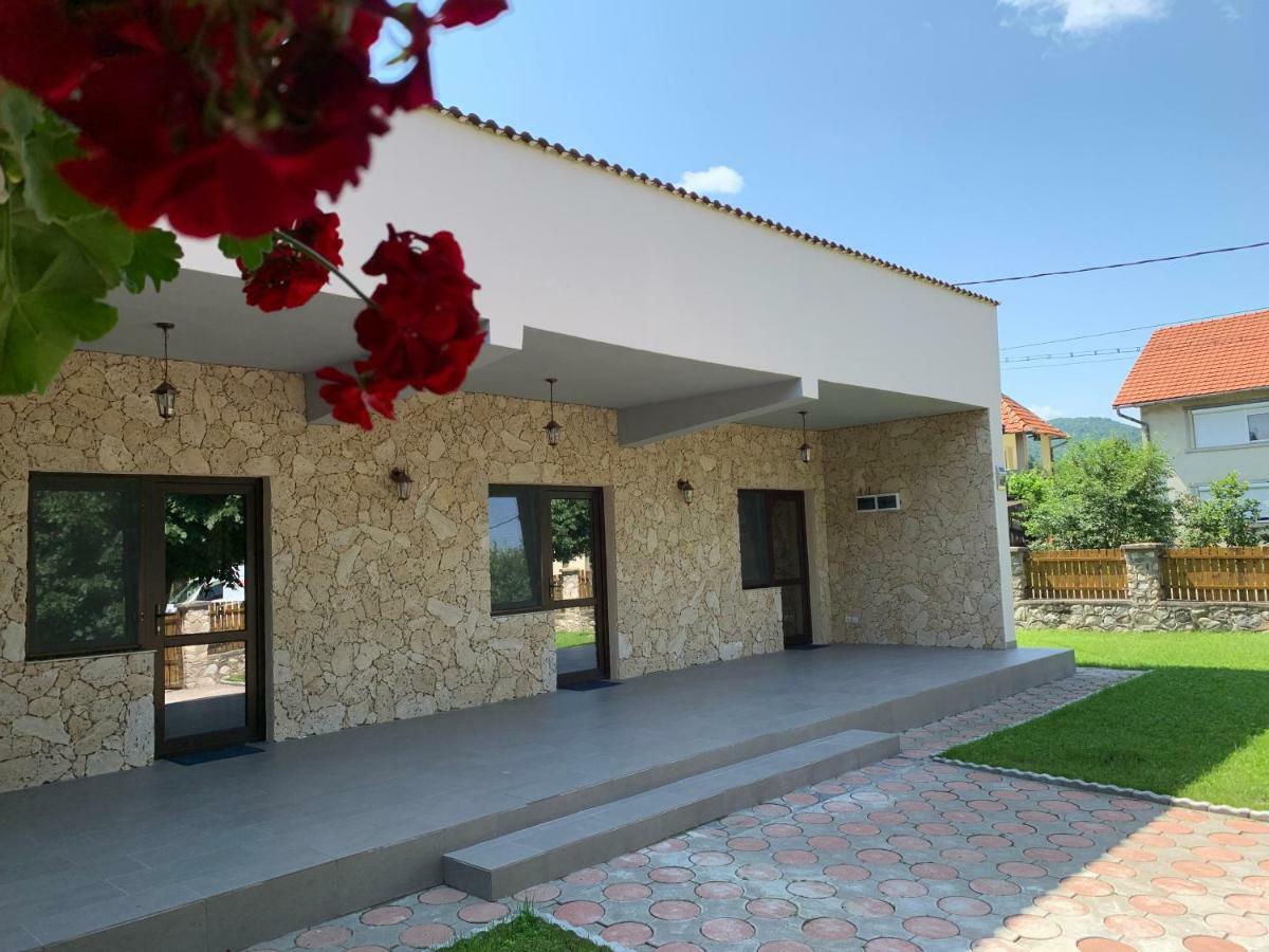 Casa Roka Eselnita Exterior foto