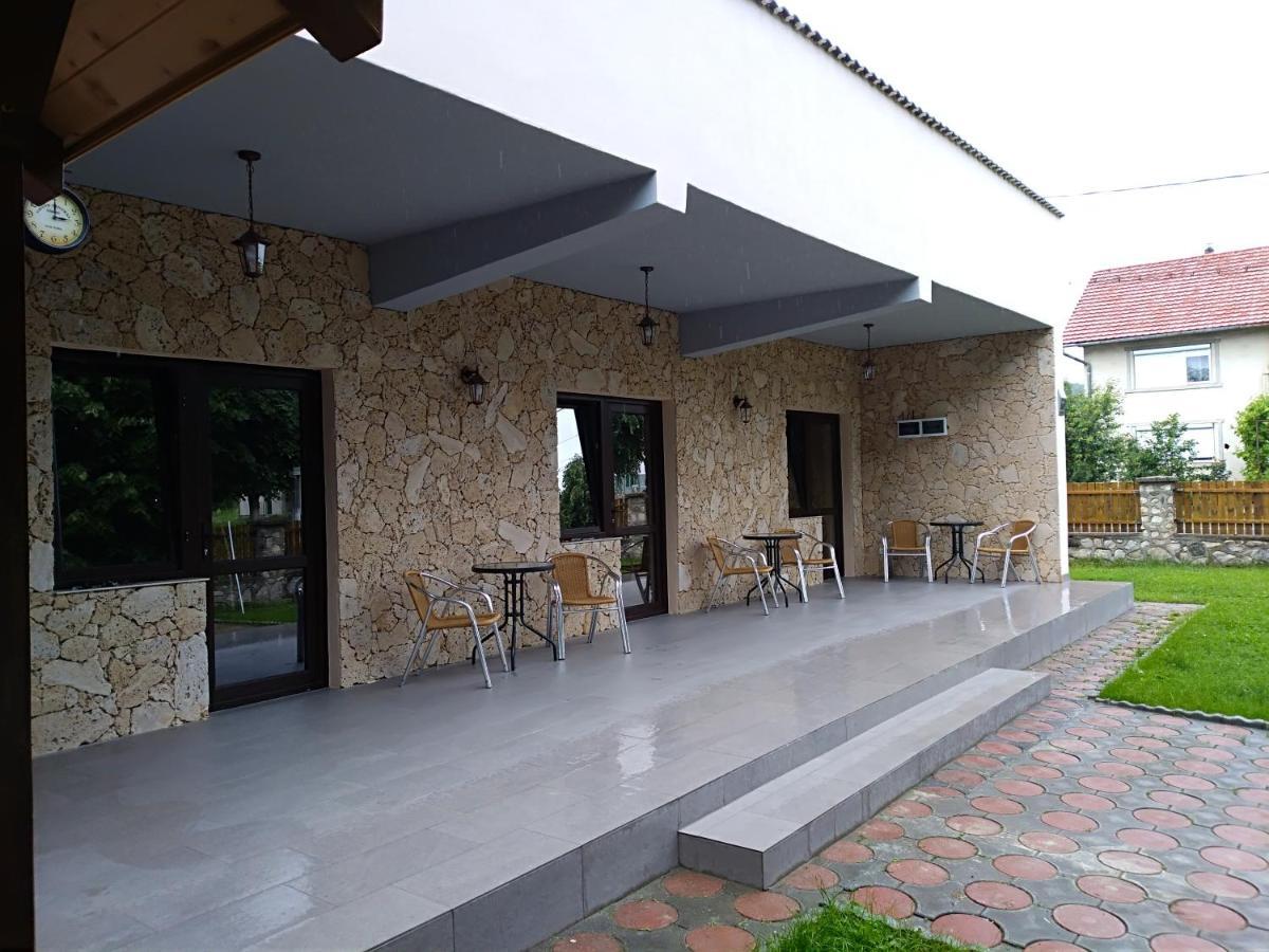 Casa Roka Eselnita Exterior foto
